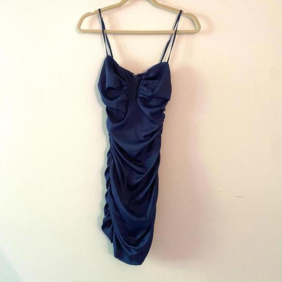 Oh Polly navy ruched mini dress - Picture 2 of 5